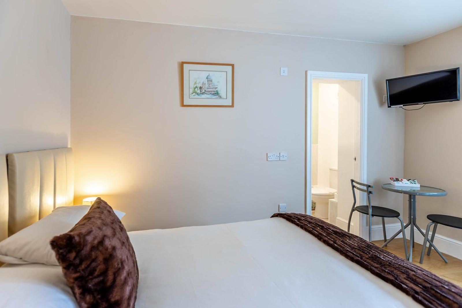Windermere Studio Rooms - With Free Car Parking Onsite Exterior foto